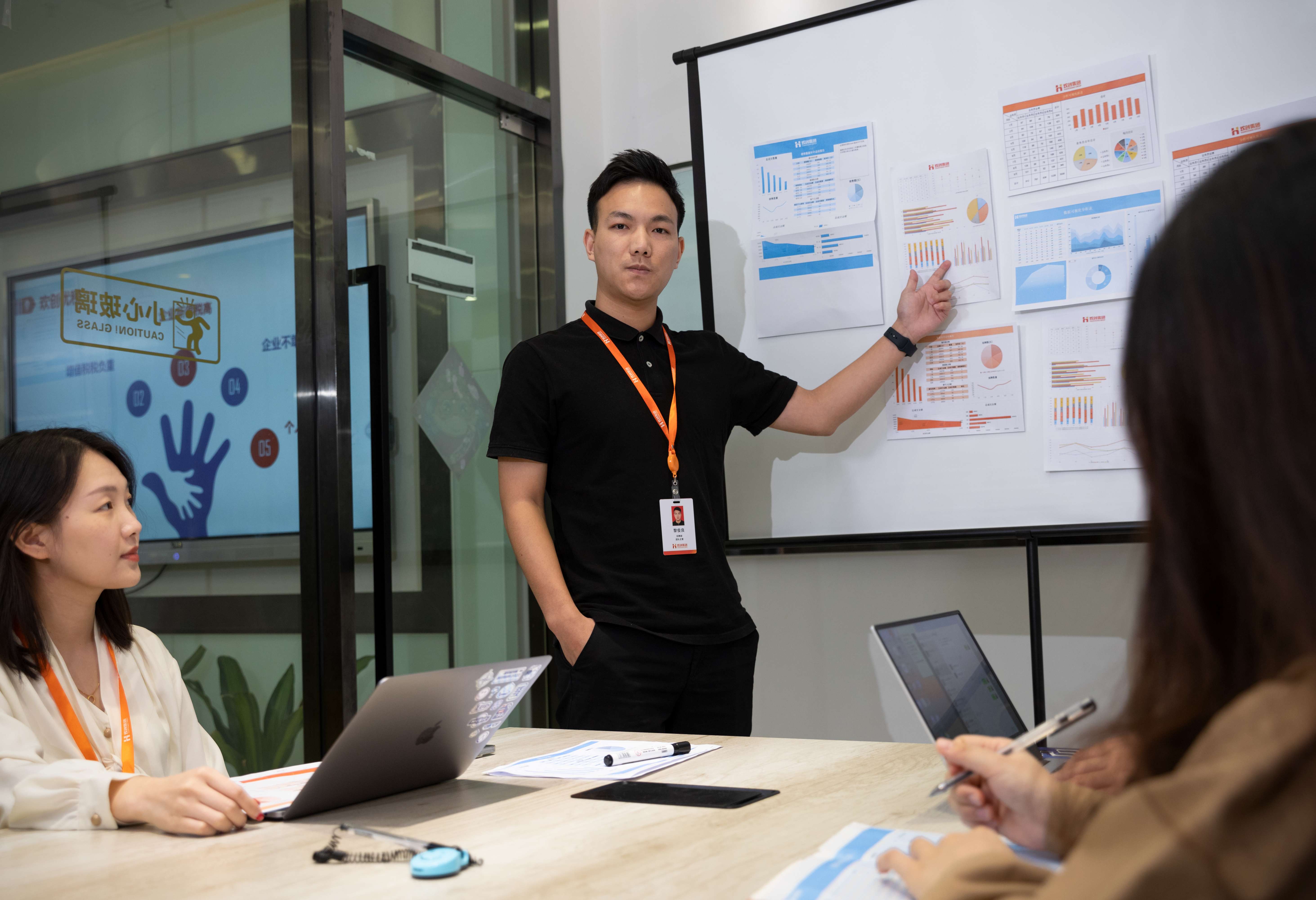 65bb49d0acb44.jpg GZ8A0098.jpg